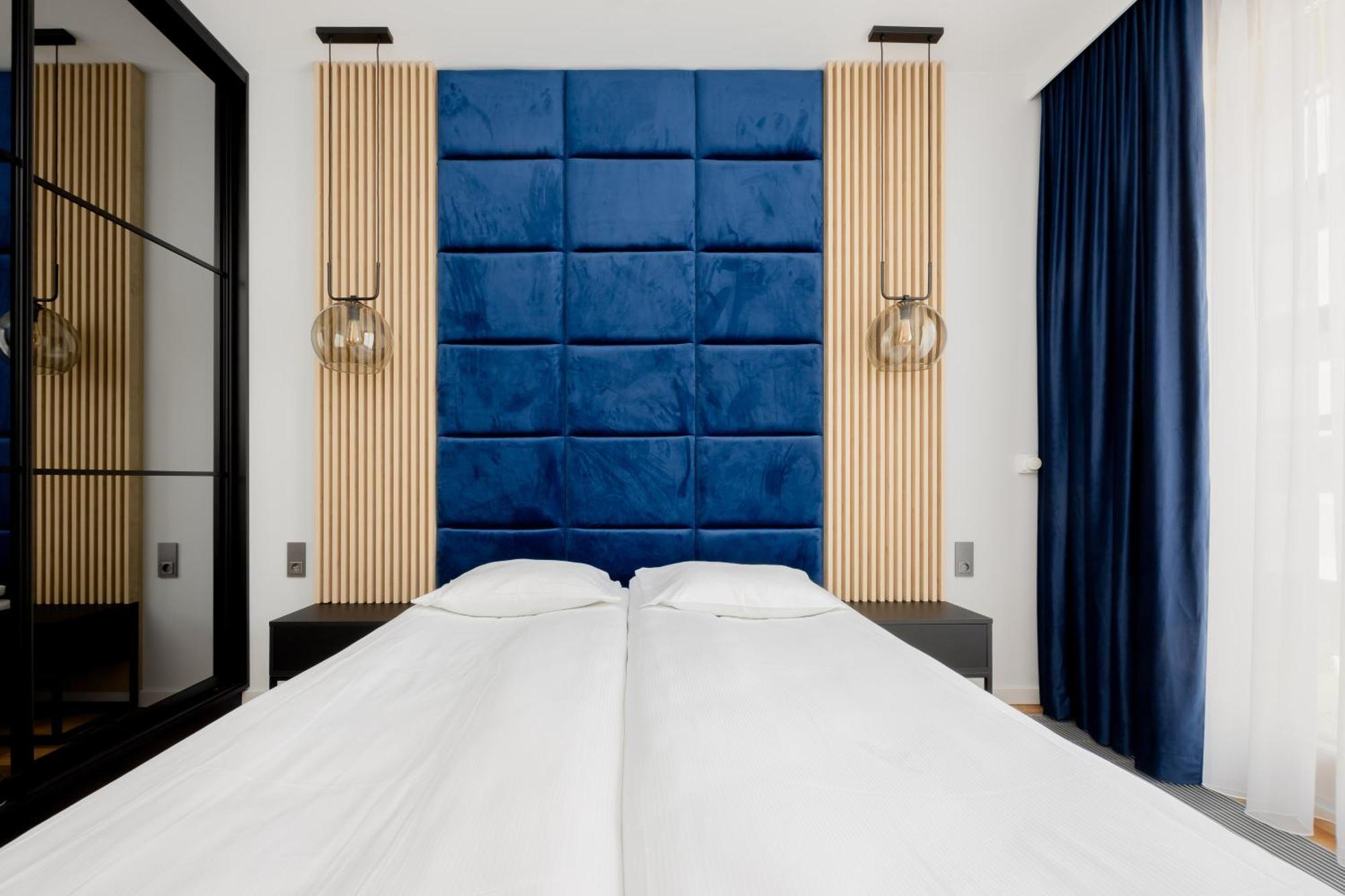 Cozy With Parking In The 19th District By Renters Butas Warsaw